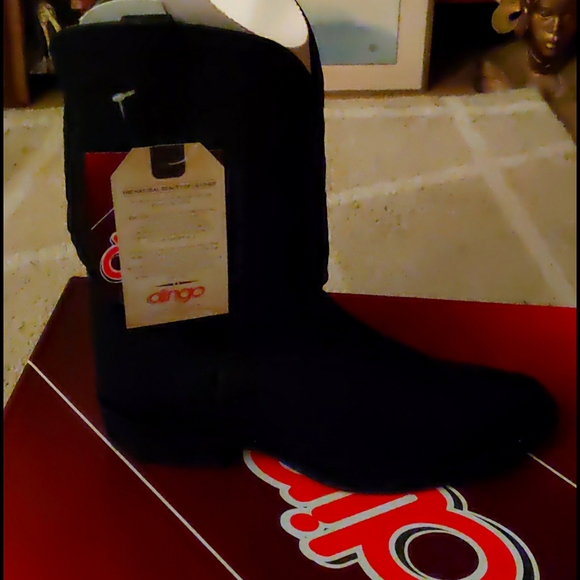 Cowboy boots - Picture 1 of 5